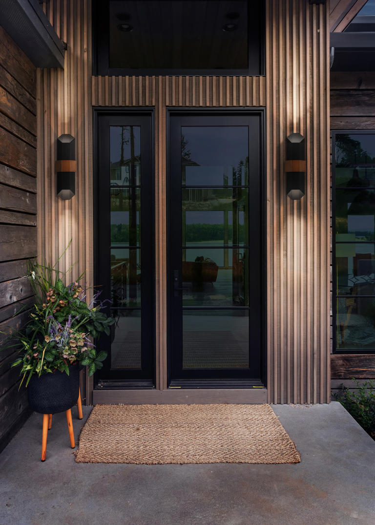 10 design ideas that will improve your home's curb appeal