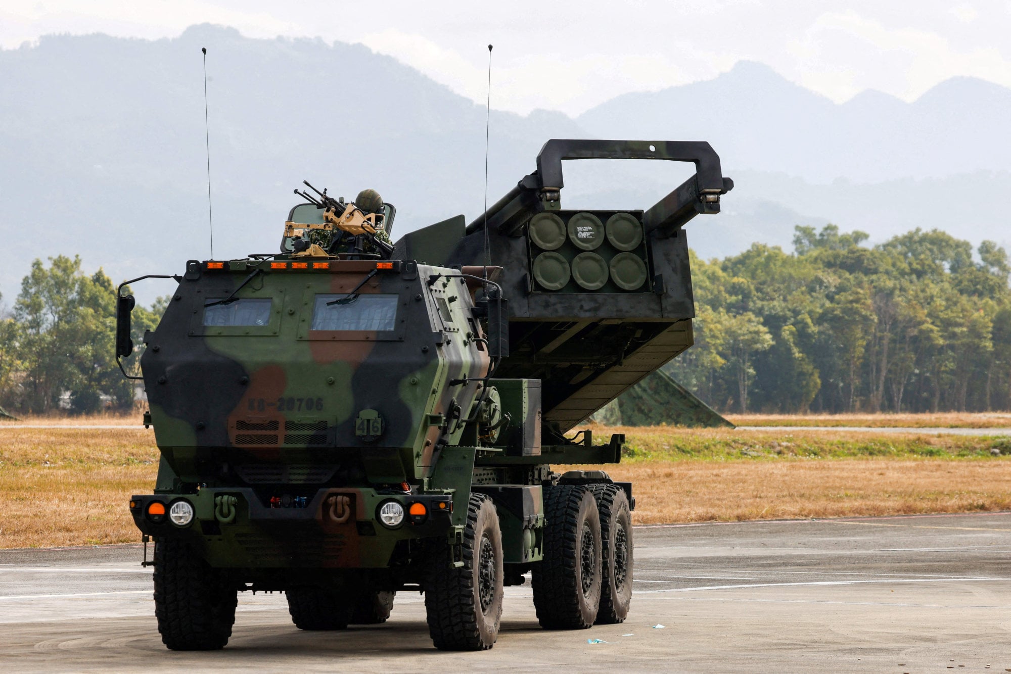 US senators visit Taiwan to push defence spending as arms deadlines loom
