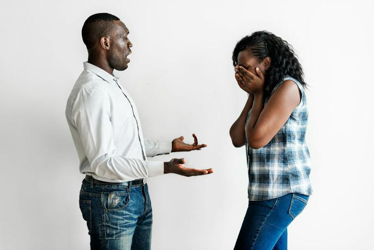 9 phrases that immediately de-escalate an angry person