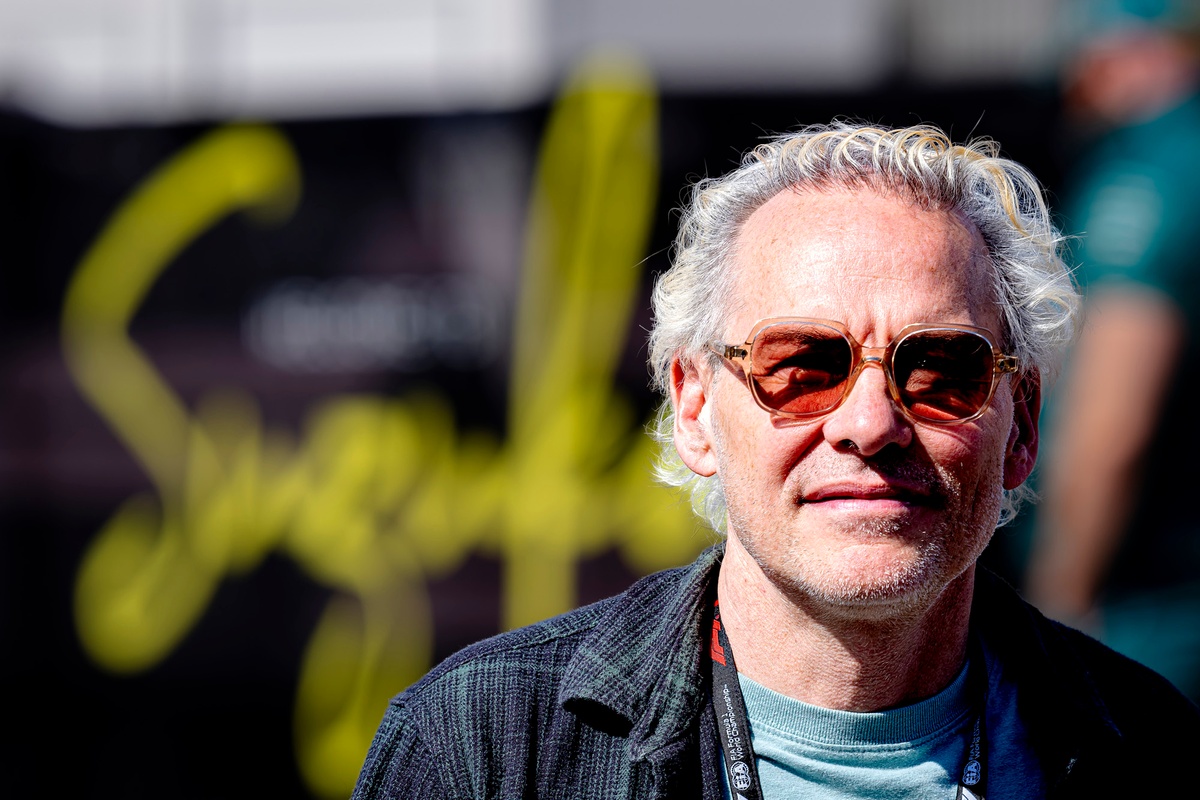 Jacques Villeneuve spots key Mercedes F1 weakness despite Kimi ...