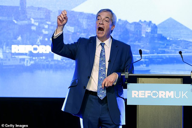 Opinion: Farage would be wise to distance himself from Trump