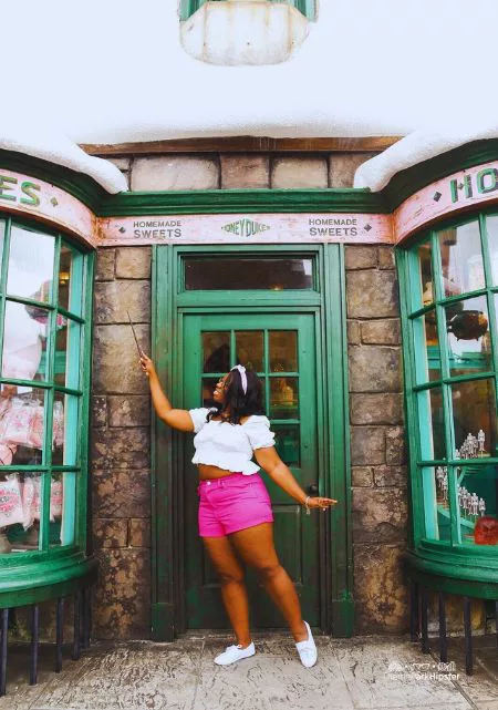 Best Spots for Universal Studios Hollywood Wizarding World of Harry Potter Photos with Victoria Wade at Honeydukes