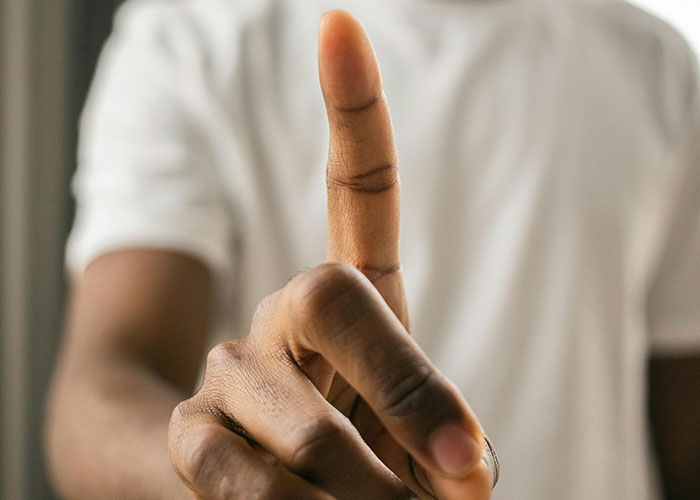 44 Men Share Creepy Things Women Have Done To Them