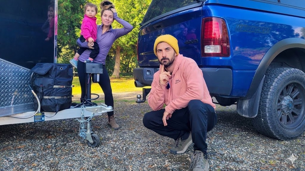 Their family was riding in this setup until they fixed it