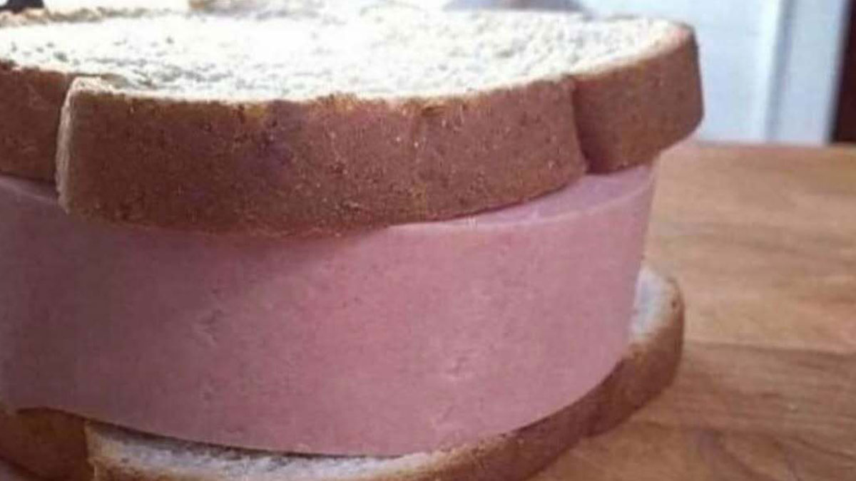 36 Memes That Prove Humor Connects Us All In Tough Times