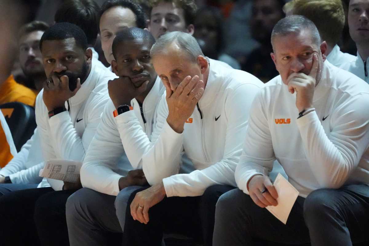 Tennessee basketball takes a tough hit the day after Elite Eight loss that was expected to happen<br><br>