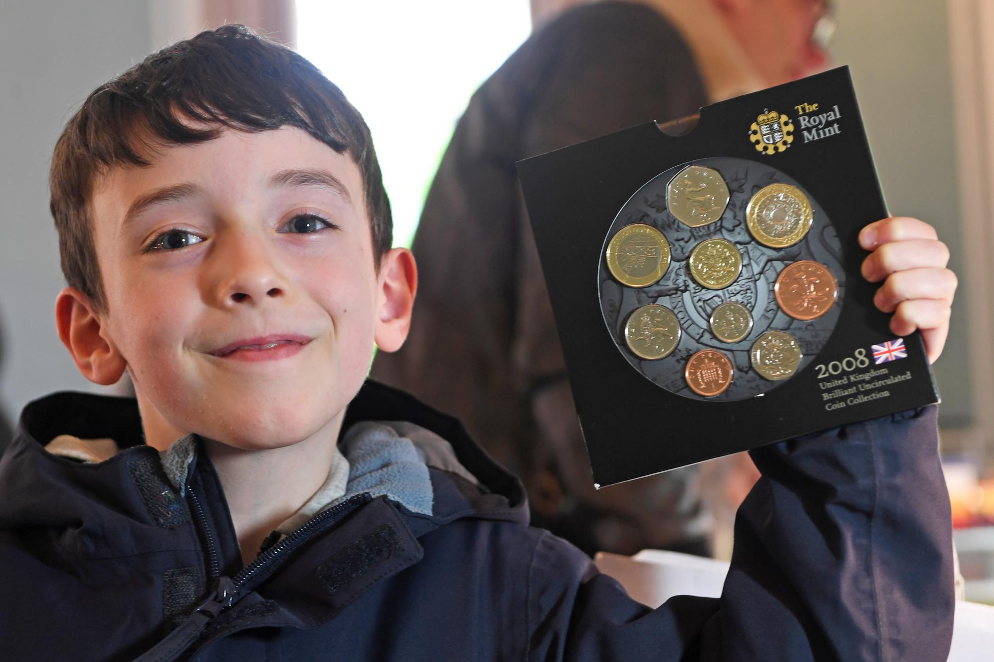 In pictures: Harrogate Coin Fair draws crowds with rare coins and ...