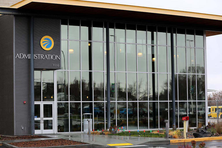 What credit card records show about Tri-Cities transit CEO's spending