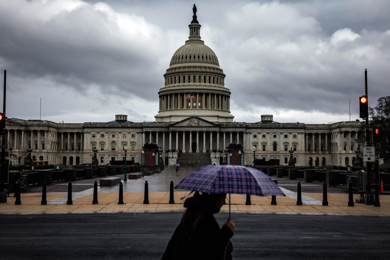 As the GOP-led Congress struggles, members give up their seats at a ...