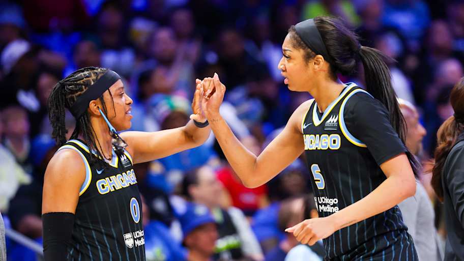 Diamond DeShields helps out the Mercury