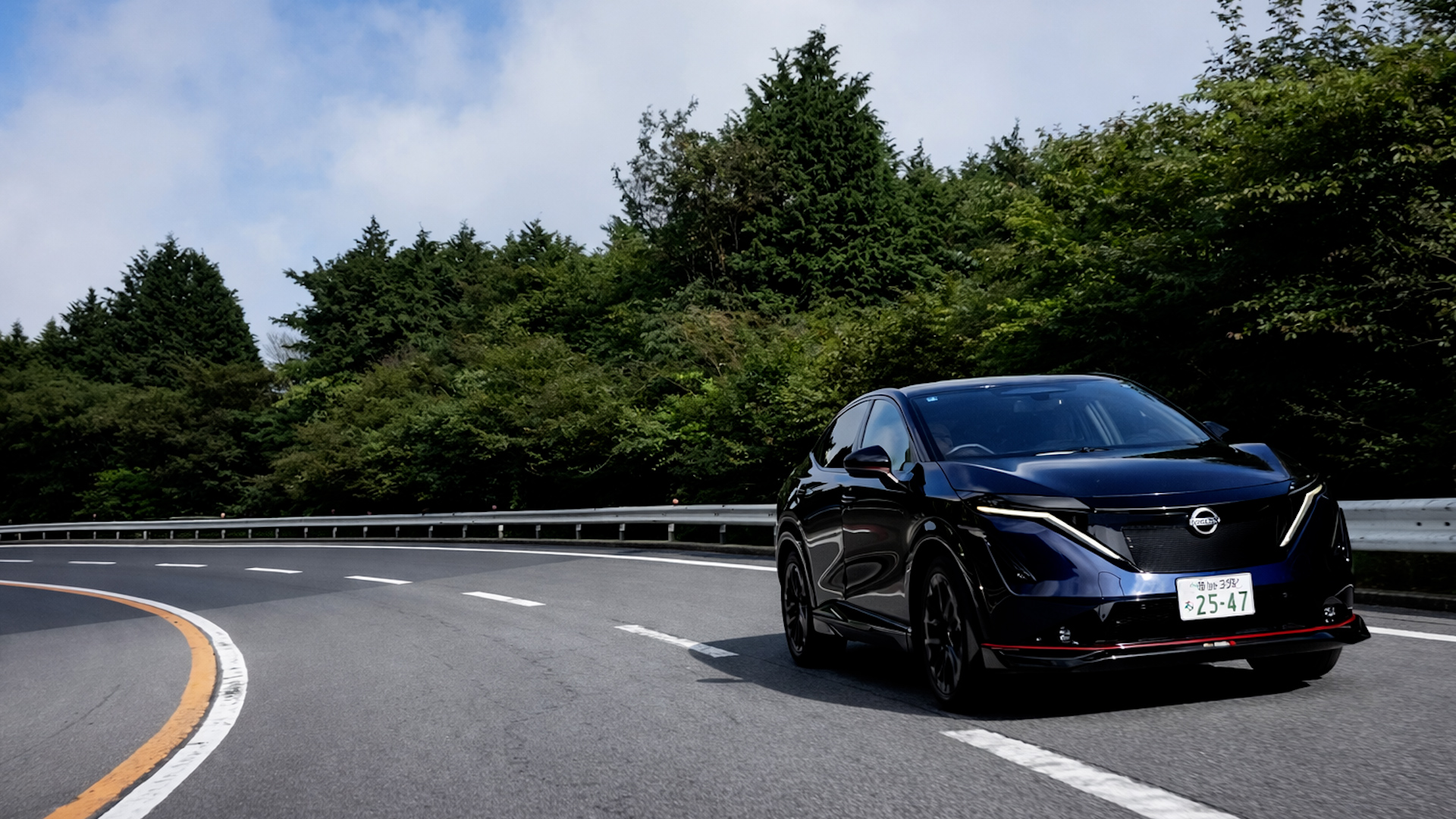 Driving the Nissan Ariya NISMO on Japan mountain roads