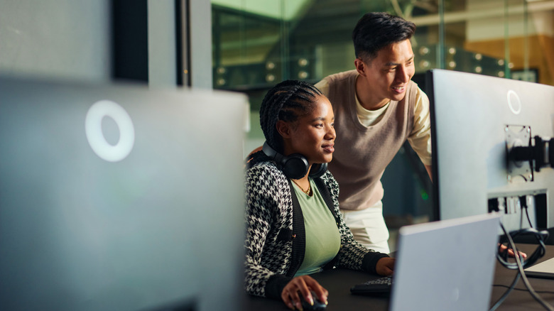 4 signs it's time to replace your computer monitor