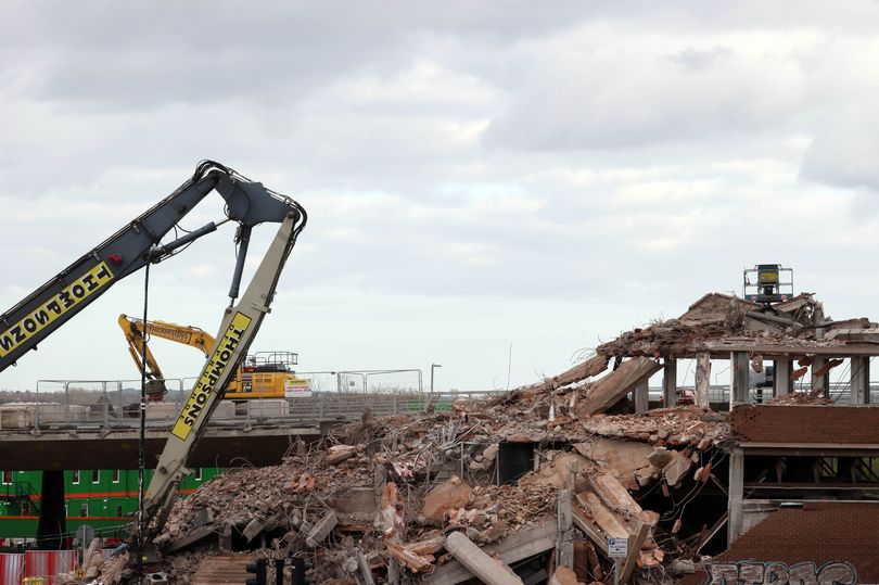 Gateshead flyover demolition moves nearer as contractors start tearing ...