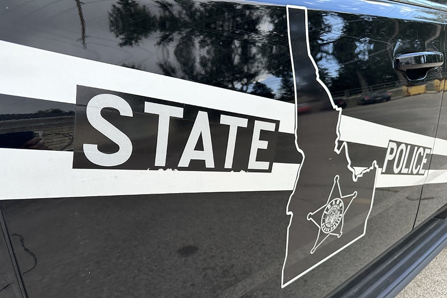 Driver uninjured after semi-truck overturns on interstate exit<br>