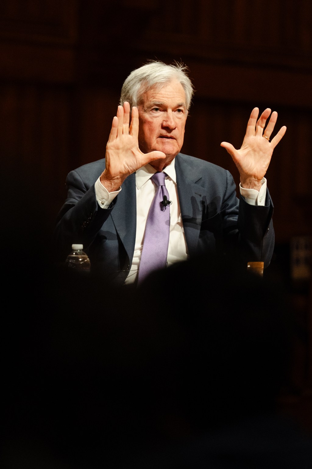 Fed’s Powell says no need to hike interest rates now — officials should ...