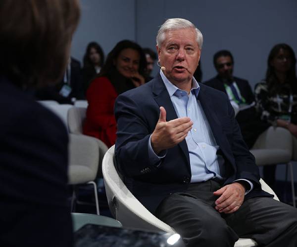 Sen. Graham urges peace as Trump signals Iran deal