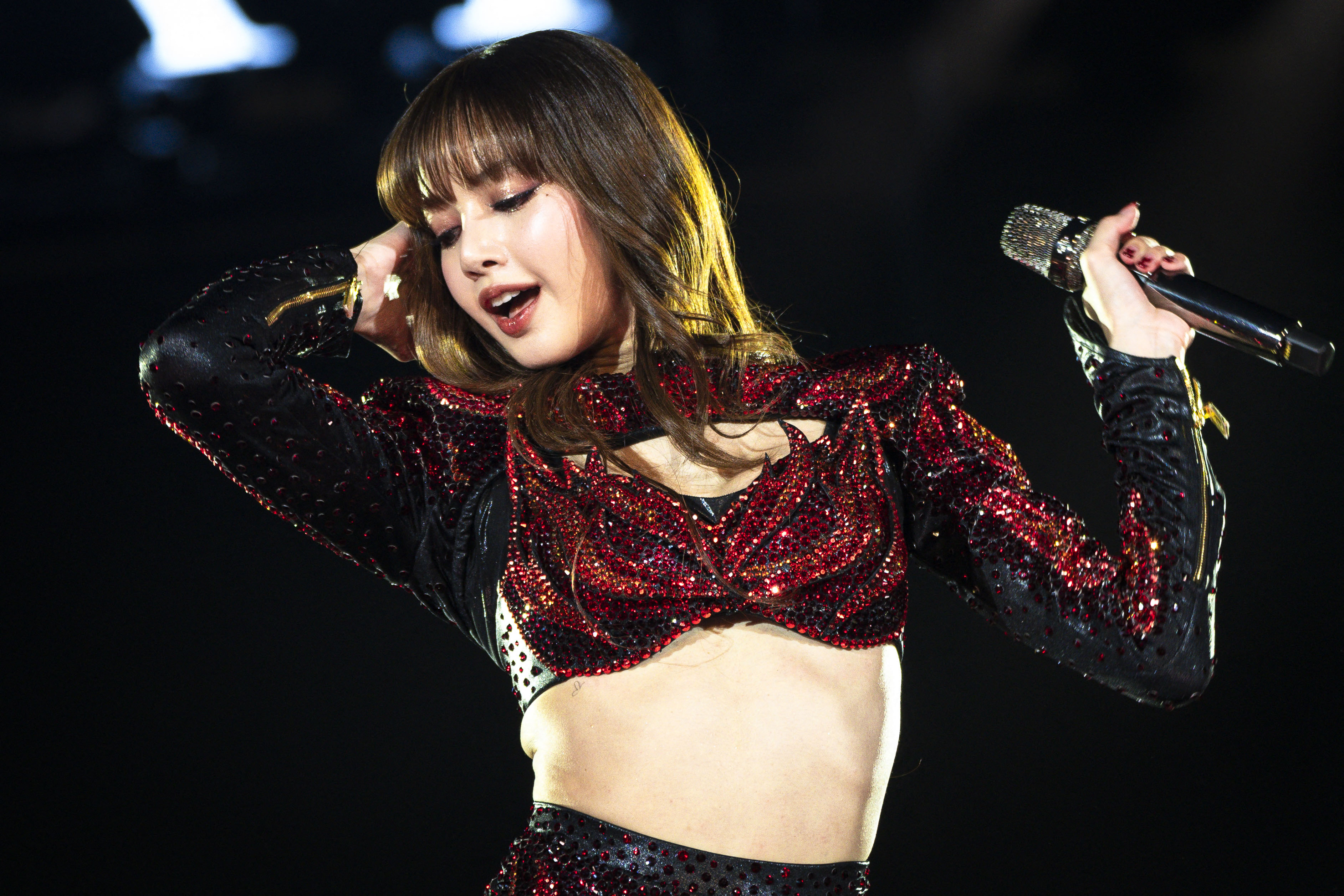 Lisa makes K-pop history with ‘Viva La Lisa’ Las Vegas residency — here ...