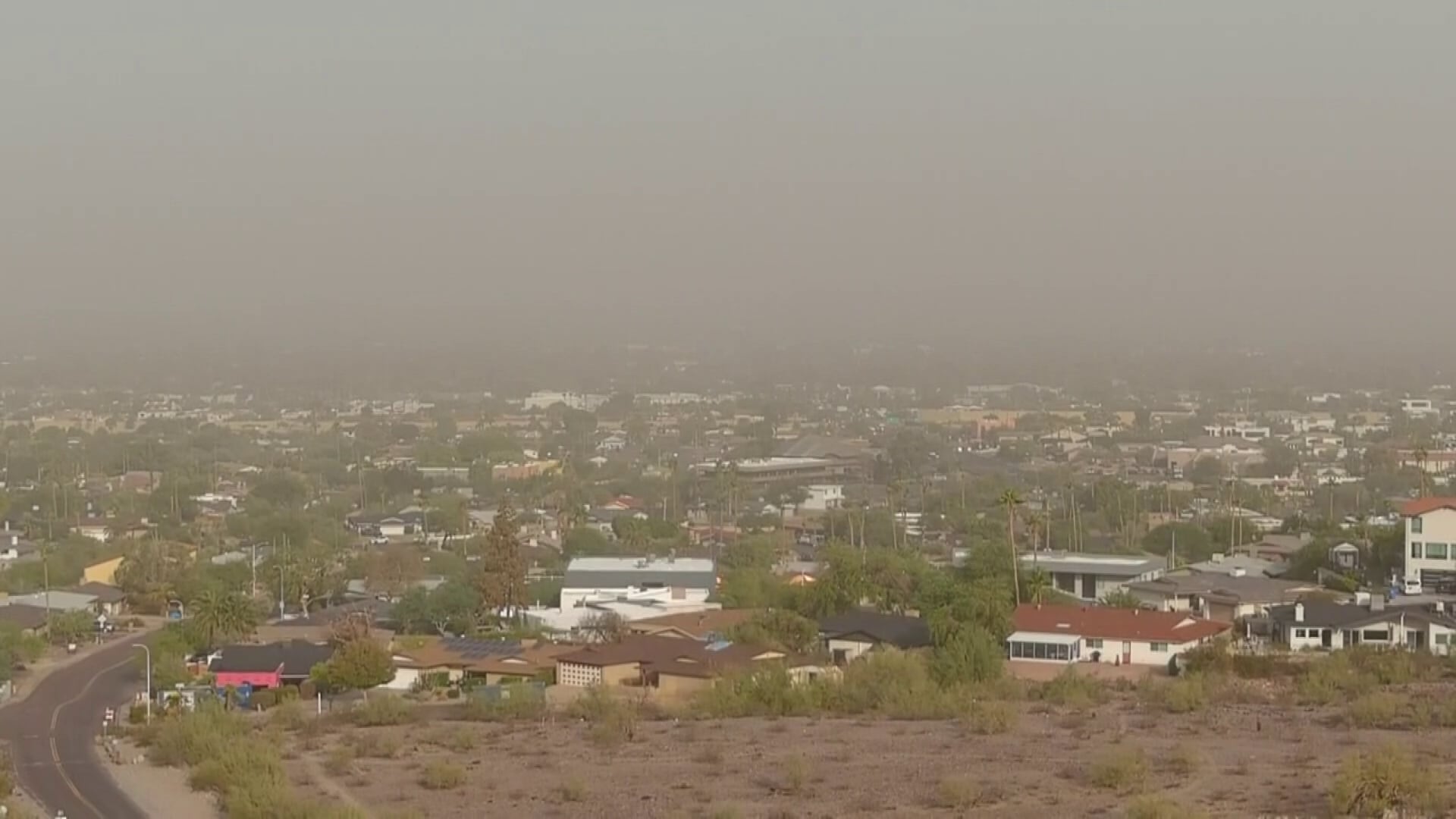 Hazardous air quality east of Phoenix metro as dust, smoke, pollen combine