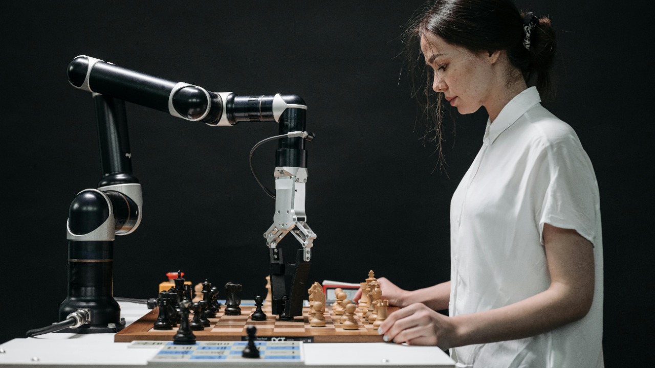 With AI driving more draws, chess players embrace unpredictability