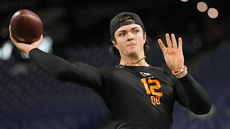 Cincinnati Bengals hold pre-draft meeting with Big 12 star quarterback
