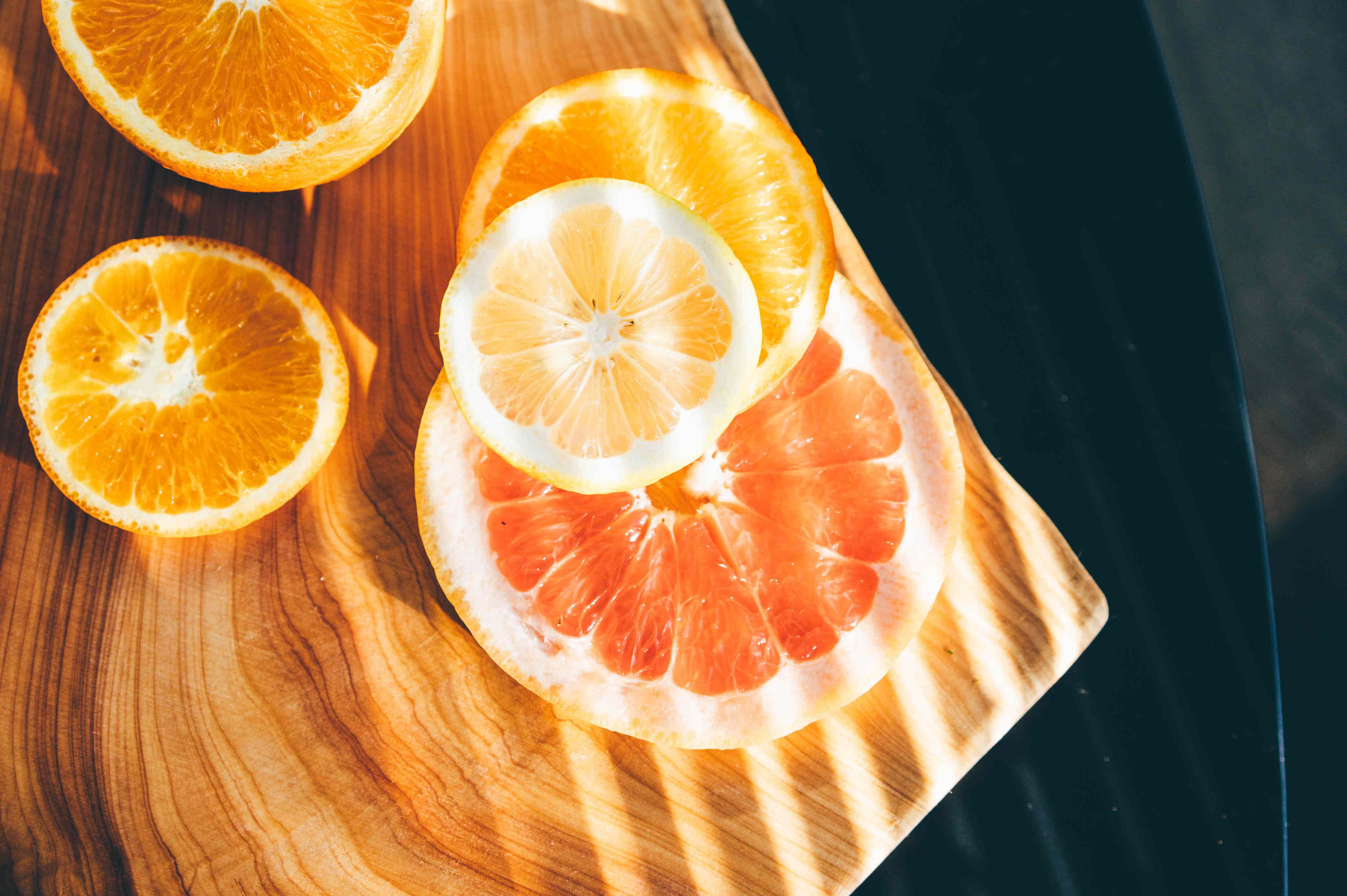 Here’s what happens when you eat oranges every day, according to registered dietitians<br>