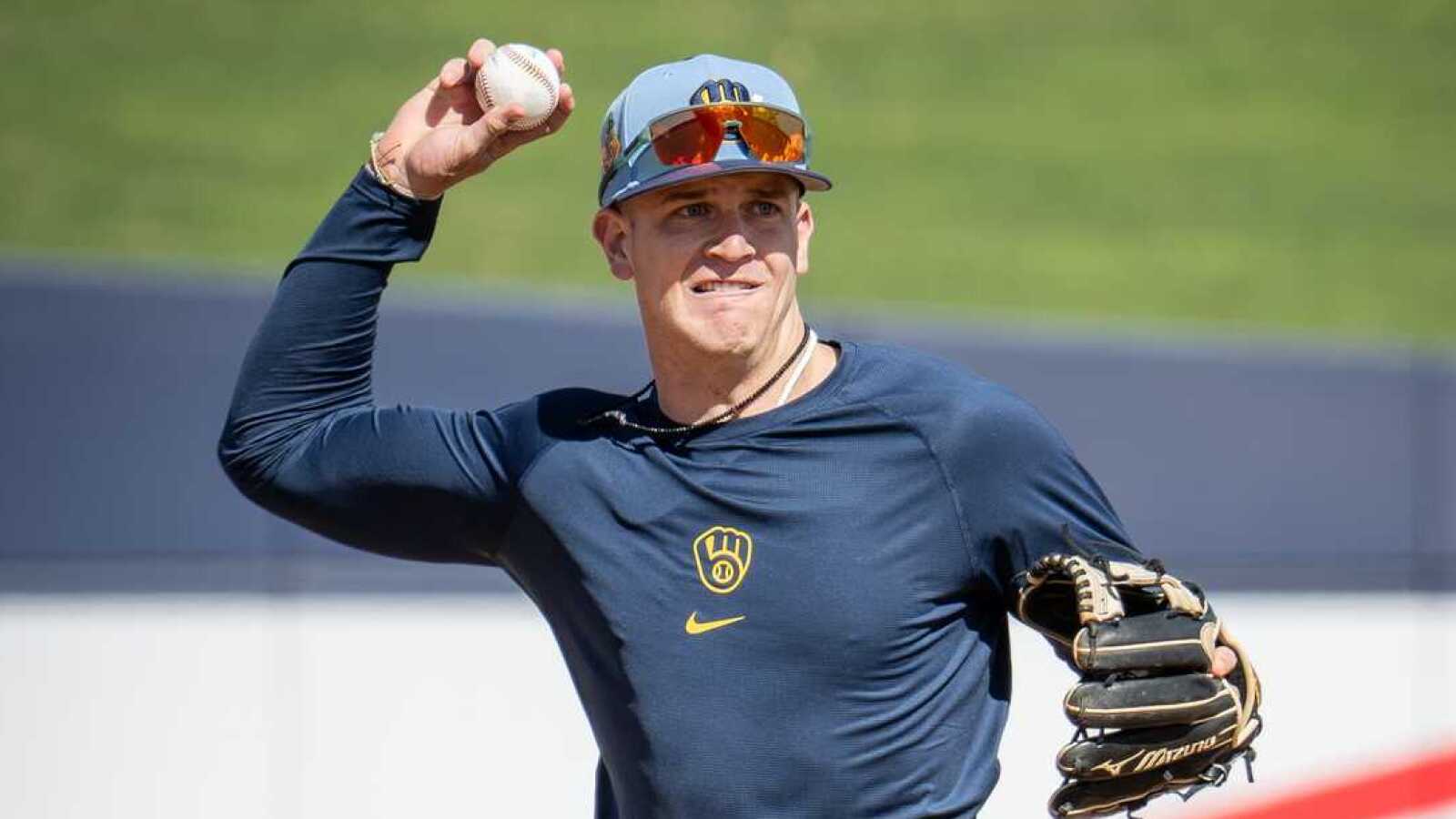 Milwaukee Brewers agree to $50 million contract with Double-A prospect