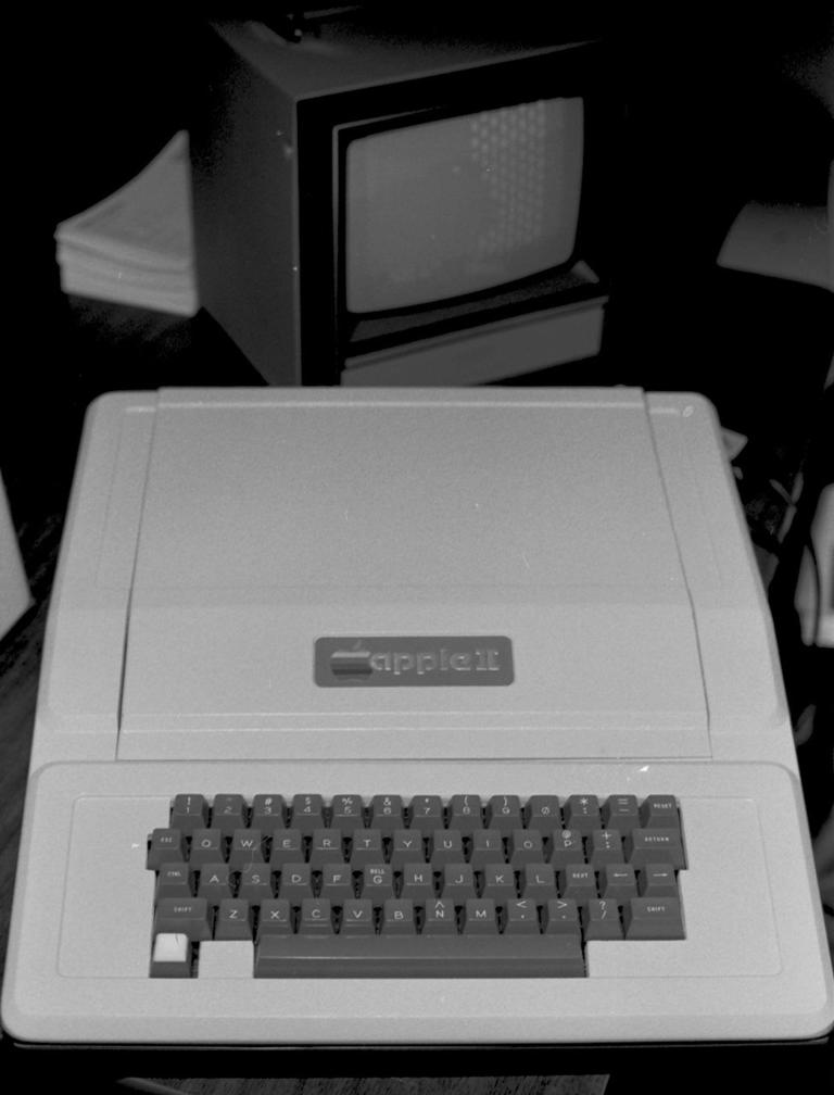The machine that changed everything: How the Apple II kickstarted the ...