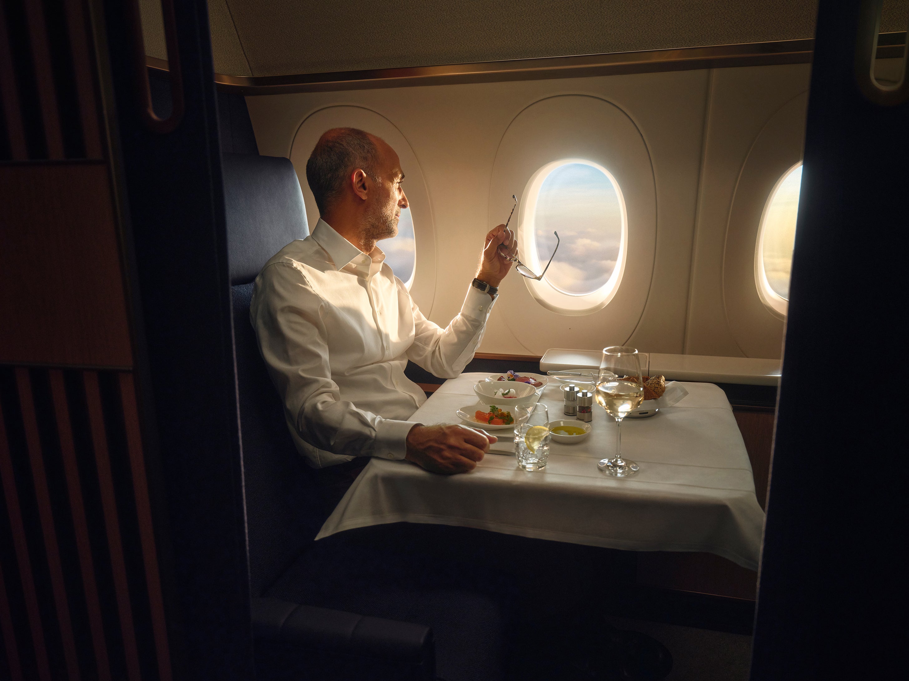Elevated caviar, tasting menus, and more champagne: Lufthansa’s lavish ...