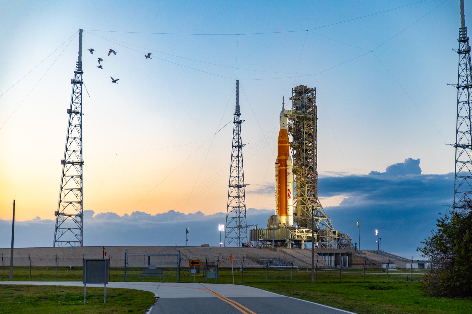 La NASA inicia la cuenta regresiva de Artemis II y asegura que está en ...