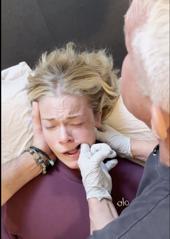 LeAnn Rimes screams in pain as fans left concerned over jaw release video