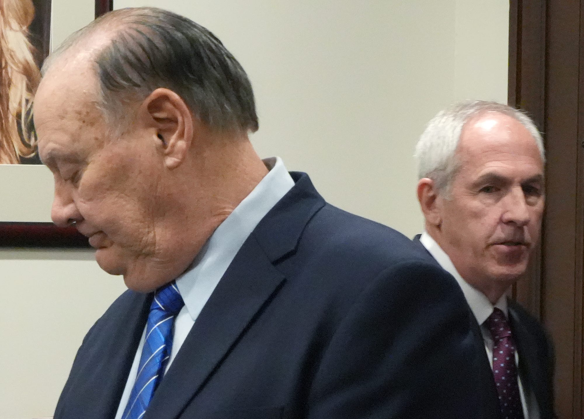 Judge tells divided jury to push toward verdict in FirstEnergy case
