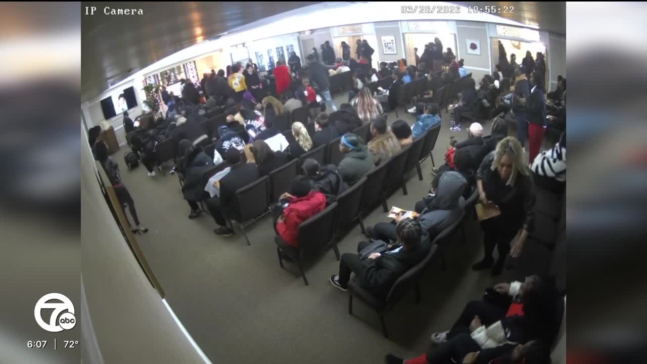 Detroit pastor de-escalates situation after man pulls gun at funeral