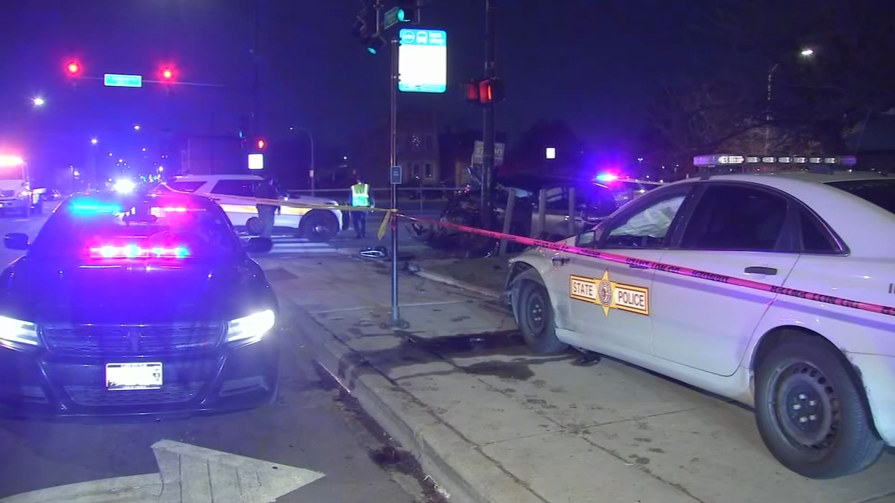 Trooper among 3 injured in West Side crash, Illinois State Police say