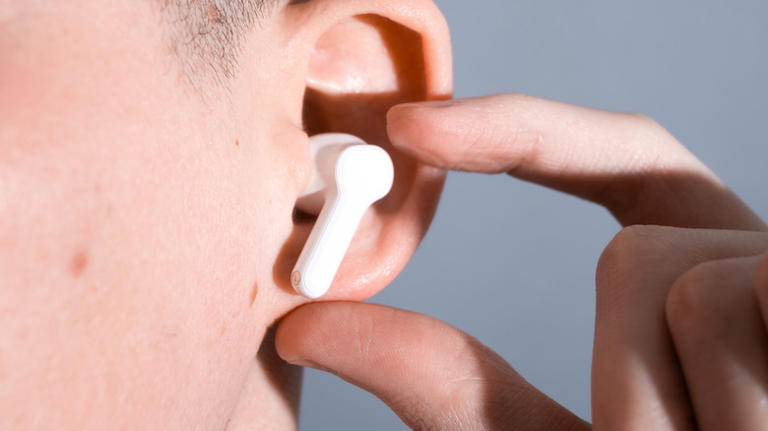 If you've got small ears, these 5 earbuds are for you