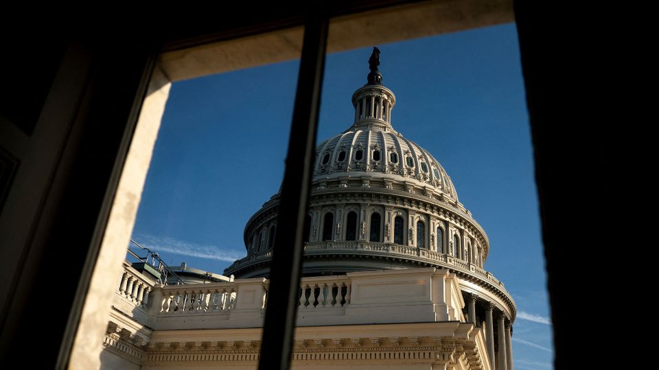 GOP leaders plan to keep Congress out of session even as pressure to end DHS shutdown grows<br><br>