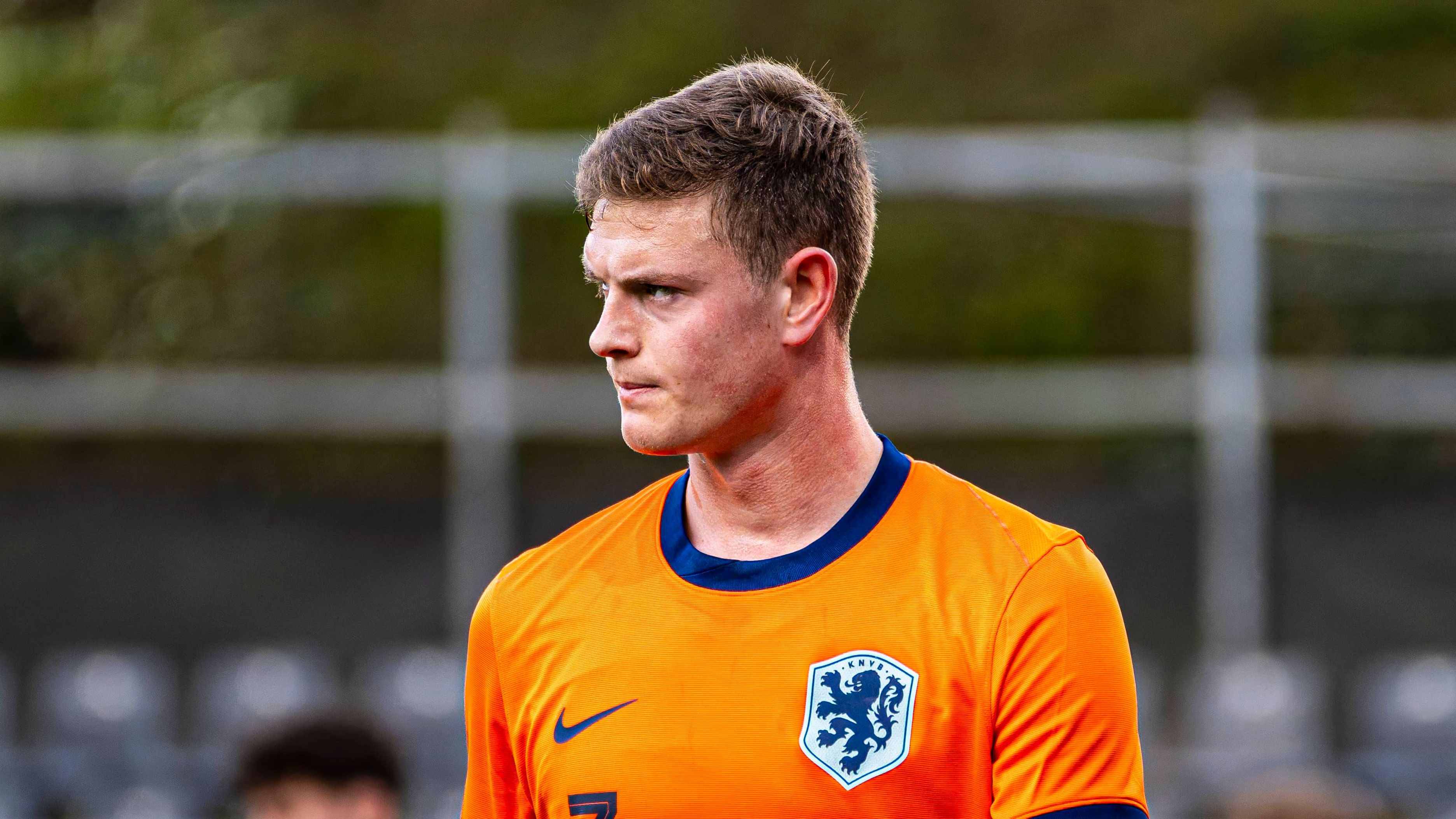 Vink oordeelt hard over door Ajax verhuurde Dies Janse