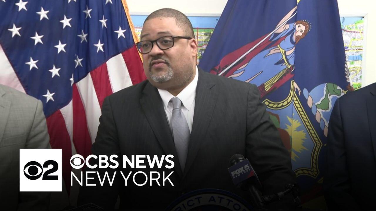 Bribery charges announced against former NYC buildings supervisor