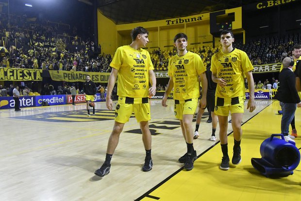 Básquet: ganaron Nacional y Defensor Sporting, y se suspendió por ...