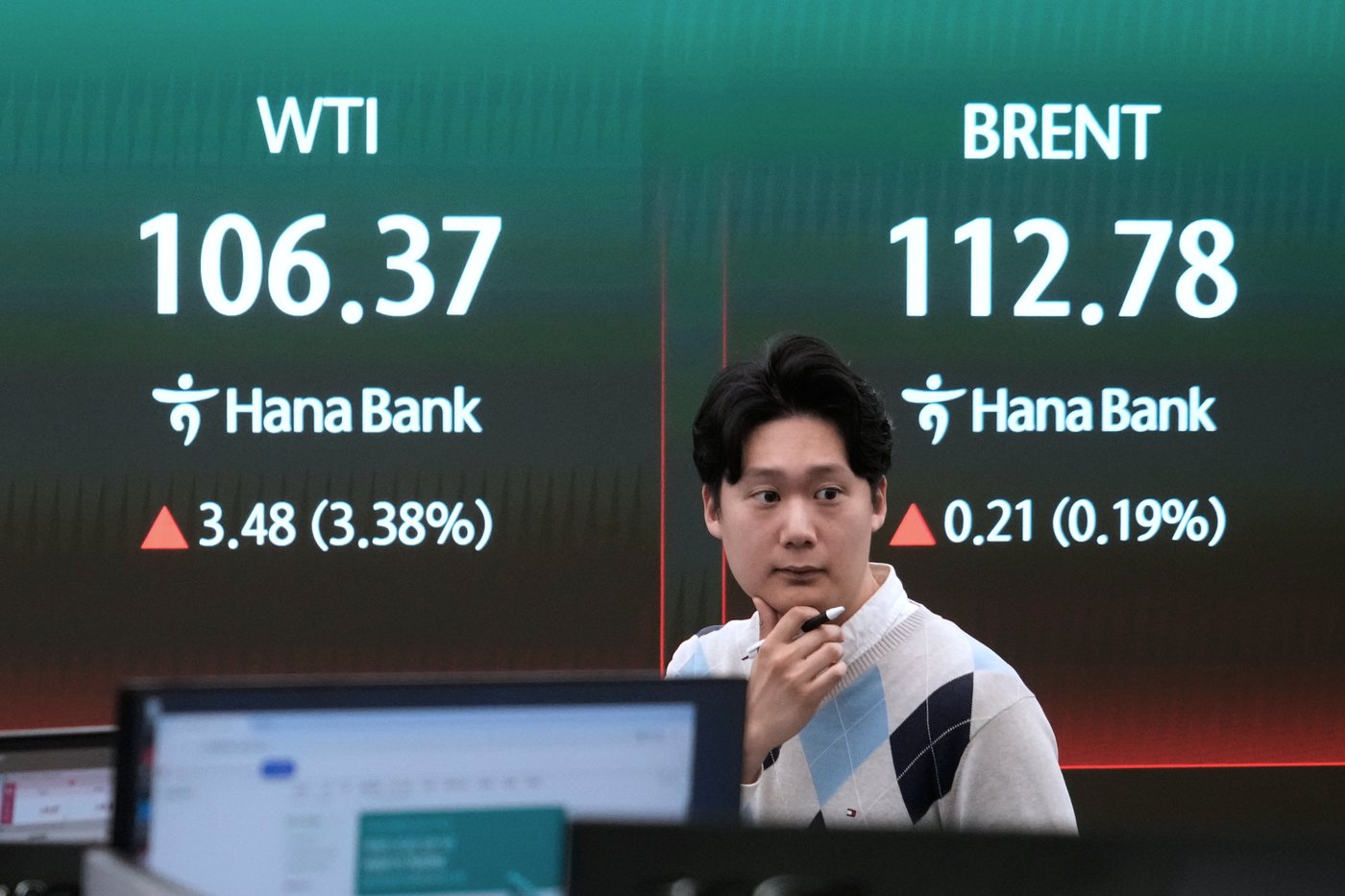 Oil steadies and Asian stocks are mostly lower on mixed signs on Iran