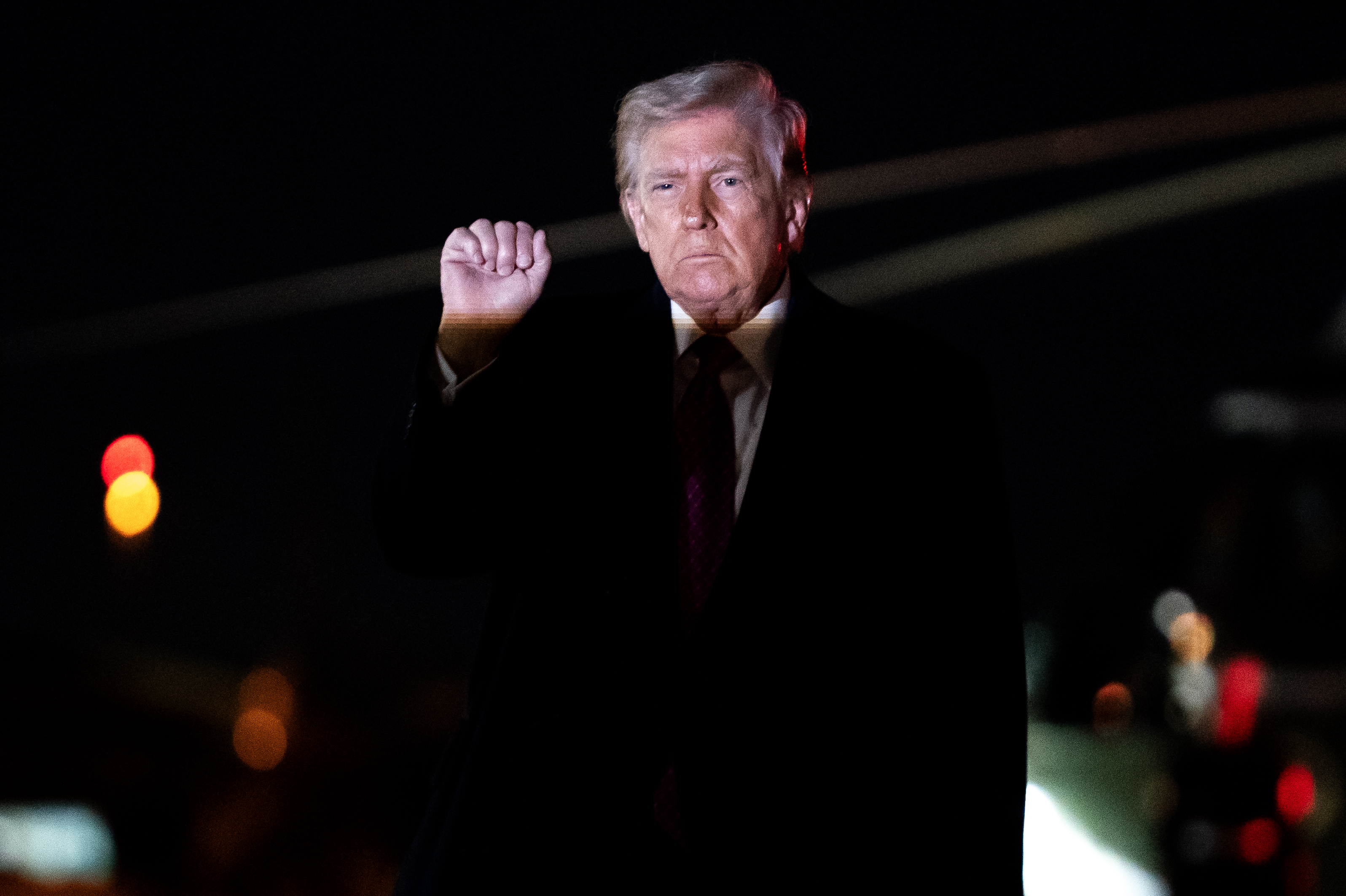 Nate Silver warns Trump approval drops to record low: "Profound problems"<br>