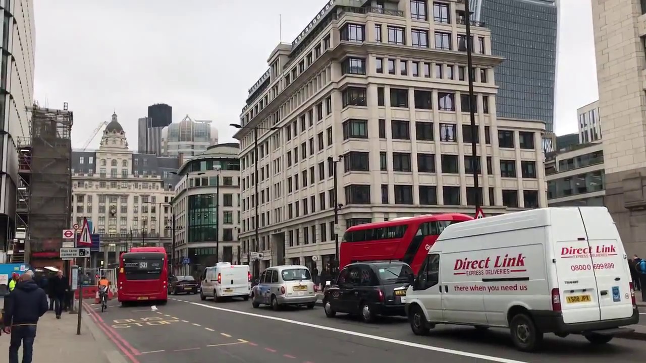 Walking tour of London Bridge