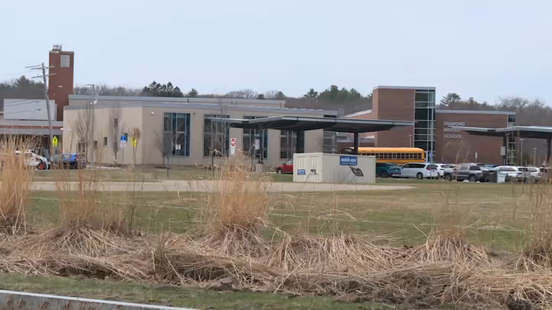 ‘A disservice to the kids': Lexington Public Schools cutting dozens of jobs
