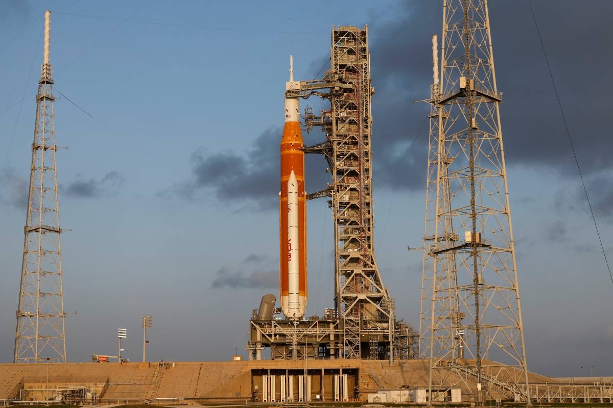 NASA begins countdown to April 1 moon launch