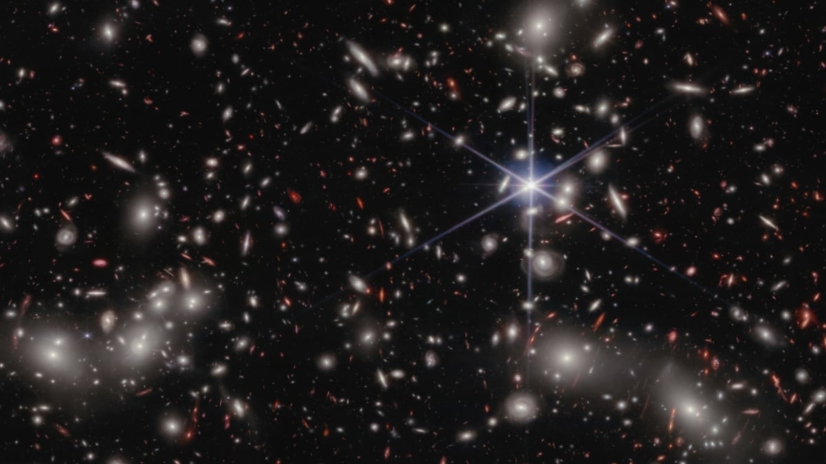 We finally know how the lights turned on at the dawn of time