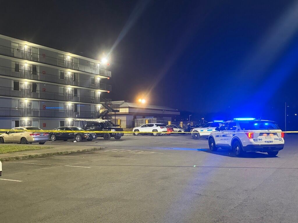 Detectives working to identify suspect in deadly shooting at Nashville ...