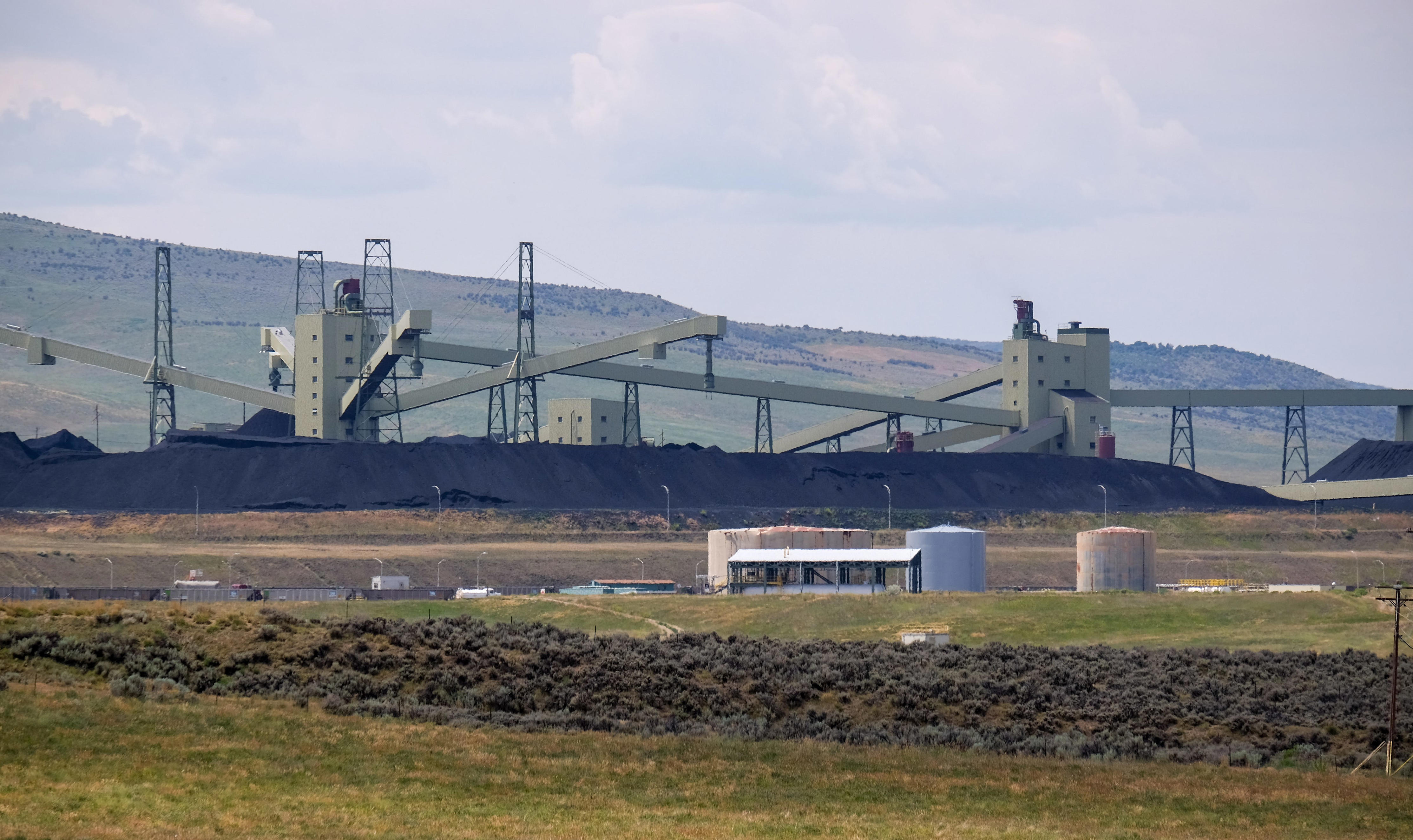 Department of Energy extends order to keep Colorado coal unit open