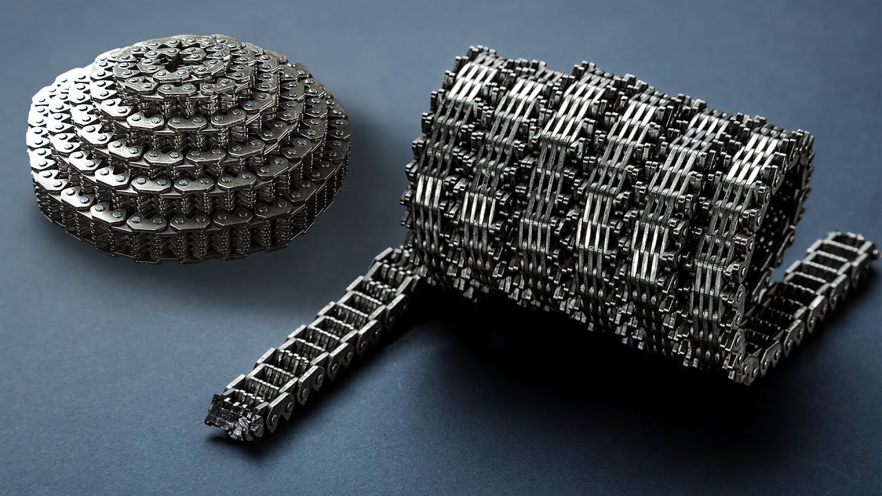 The Damascus technique behind a chain-made blade