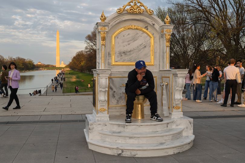 Donald Trump mock with golden throne as 10ft marble toilet appears in ...