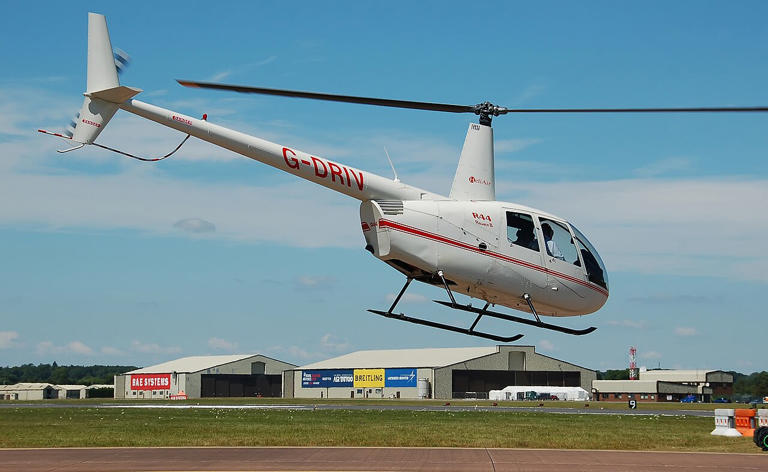 Today in aviation history: First flight of the Robinson R44