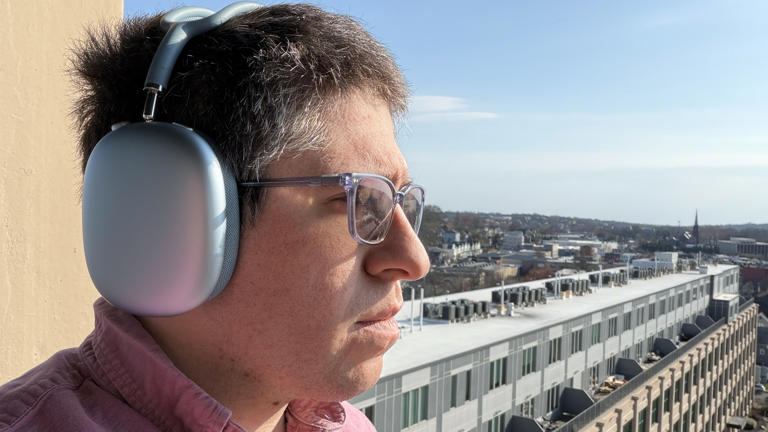 Apple AirPods Max 2 won me over after a few days thanks to one key upgrade